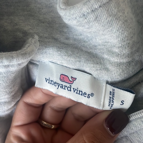 Vineyard vines quarter zip - Picture 2 of 5